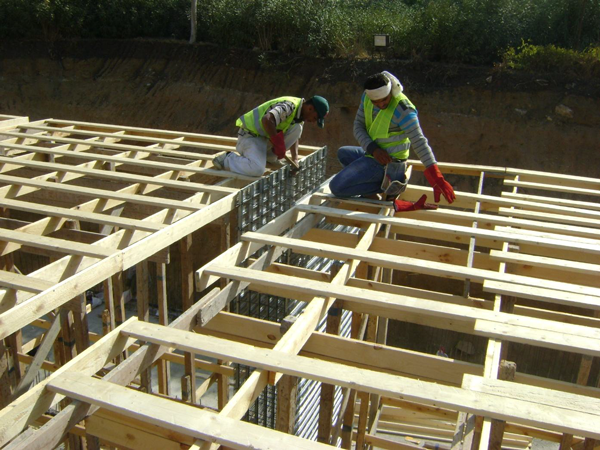 Building-Giant-Waterstorage tanks-Egypt